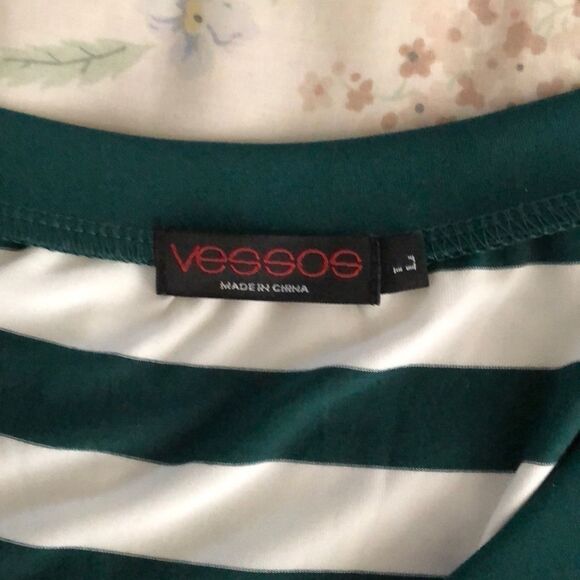 Vessos Fit n Flare dress size L gently Used - Picture 3 of 4